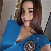 Soy profesora de Lengua y Literatura, graduada en Filología Hispánica por la Universidad de Sevilla.